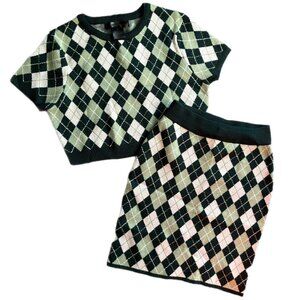 green preppy argyle set